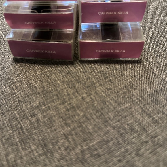 huda beauty demi matte catwalk killa 3.6ml/0.12floz Lot Of 5 - Picture 2 of 4